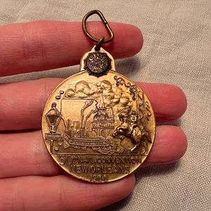 Vintage 1960s US American Legion medal 50th national convention New Orleans 1968